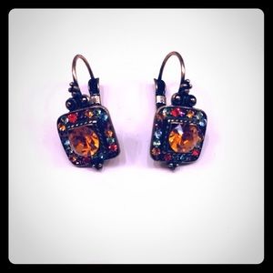 Niquea.D Drop Earrings